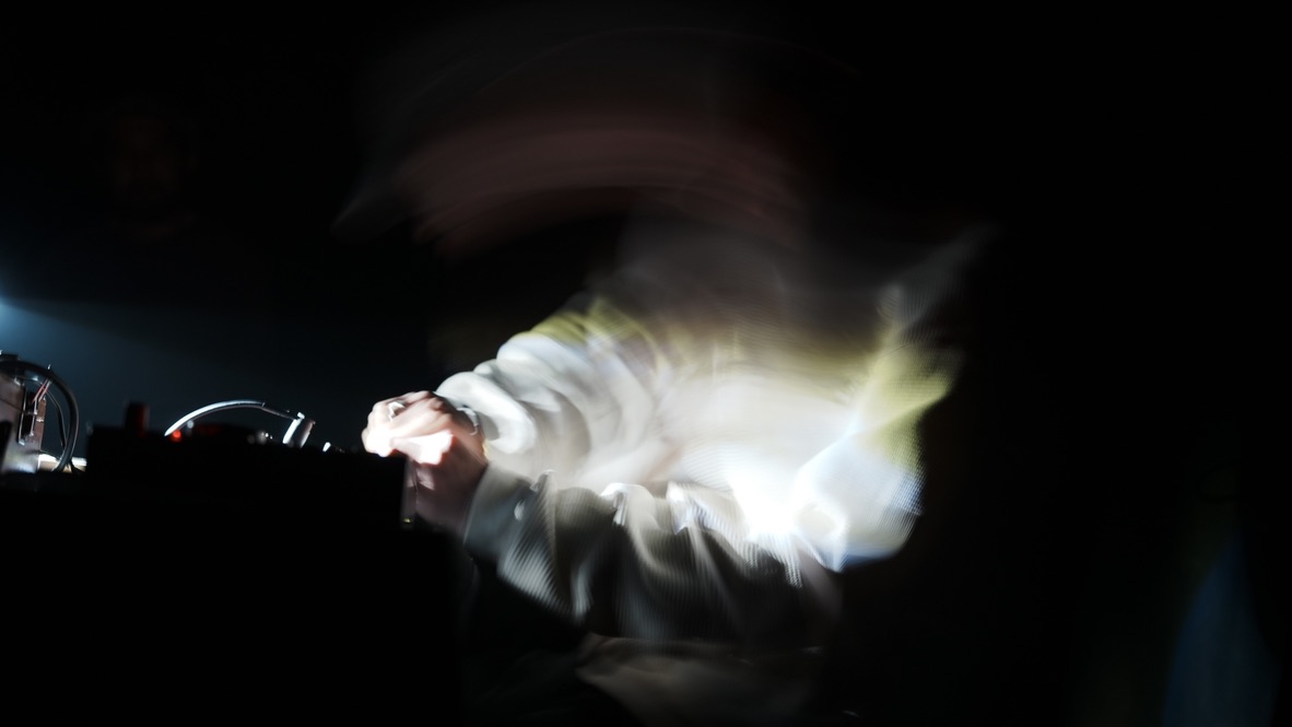 vvekapipo artist photograph 6